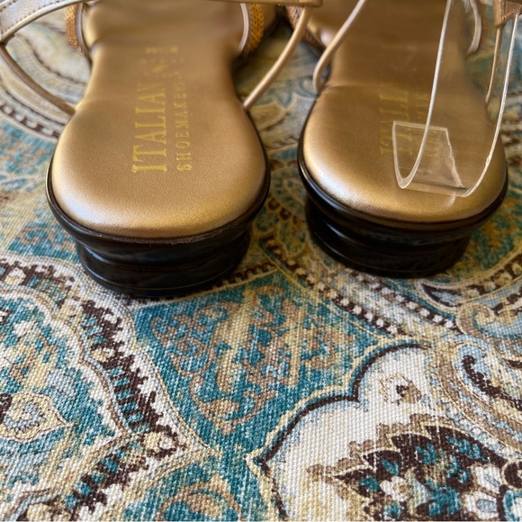 Italian Shoemaker Gold Rhinestone sandal NEW 8.5 - Picture 6 of 9